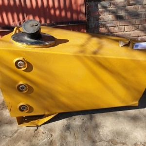 Bell B25B Truck Diesel Tank