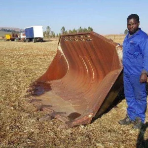 Caterpillar 966 H Loader Side Dump Bucket