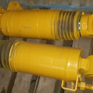 Bell B40C Struts