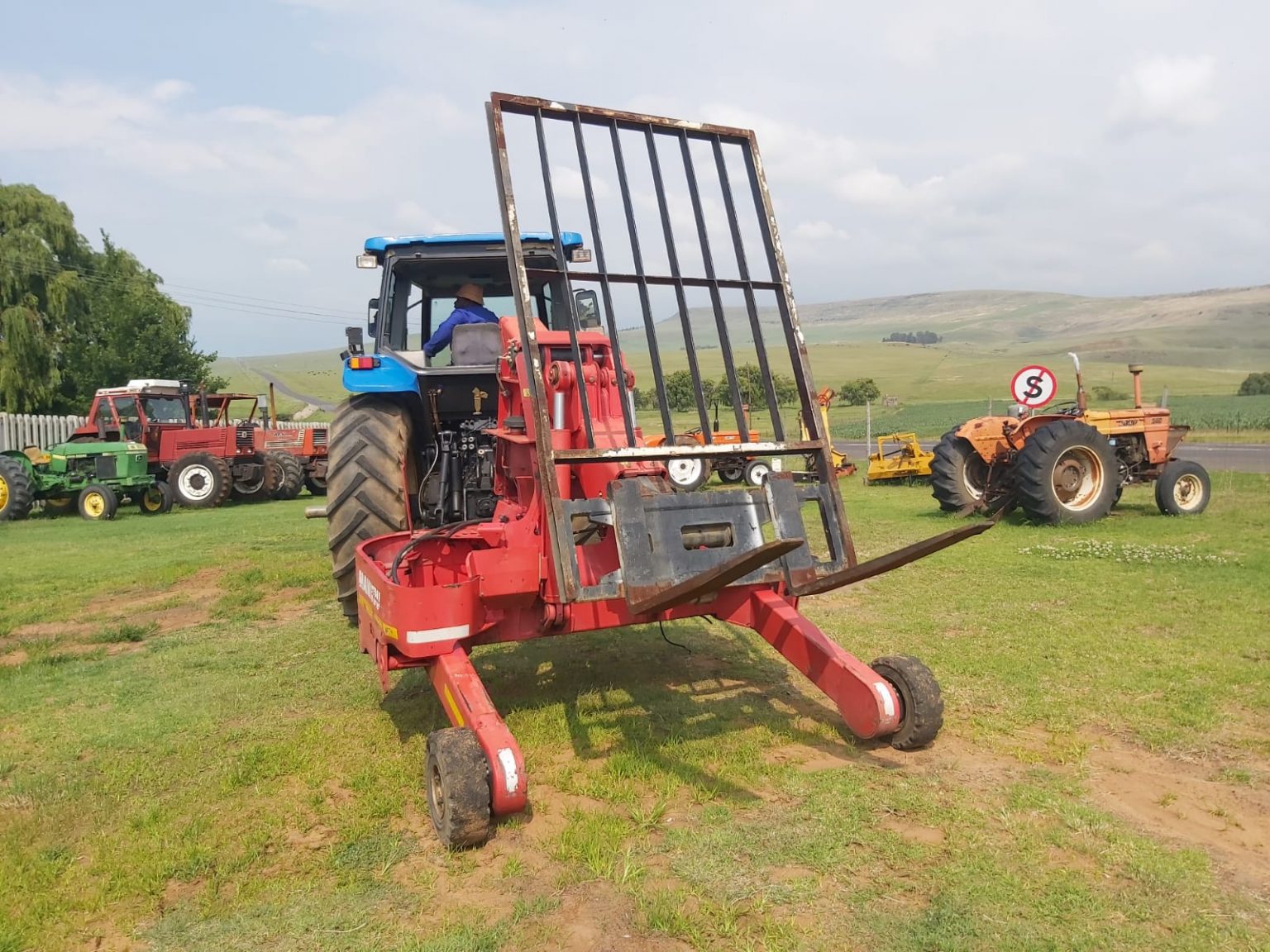 Forklift Tractor Attachment 2,5 Ton Dirtworx