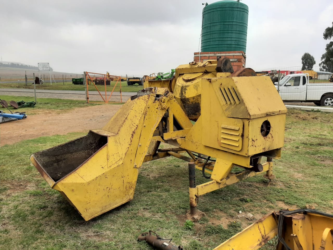 Winget Self Loading Concrete Mixer Dirtworx