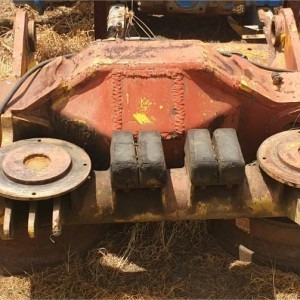 Bell B40B Front Axle 21P6B