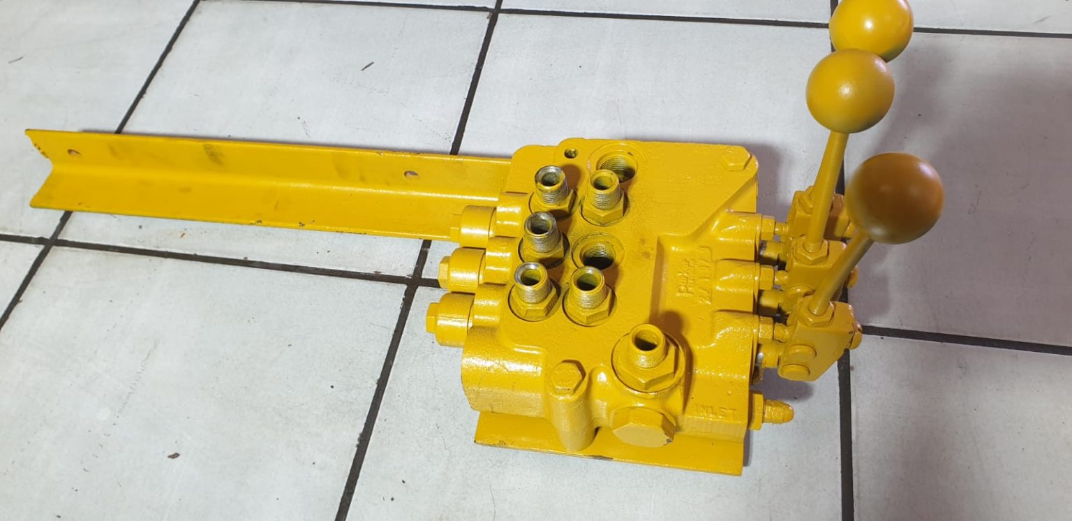 Parker Hydraulic Directional Control Valve Bank Dirtworx