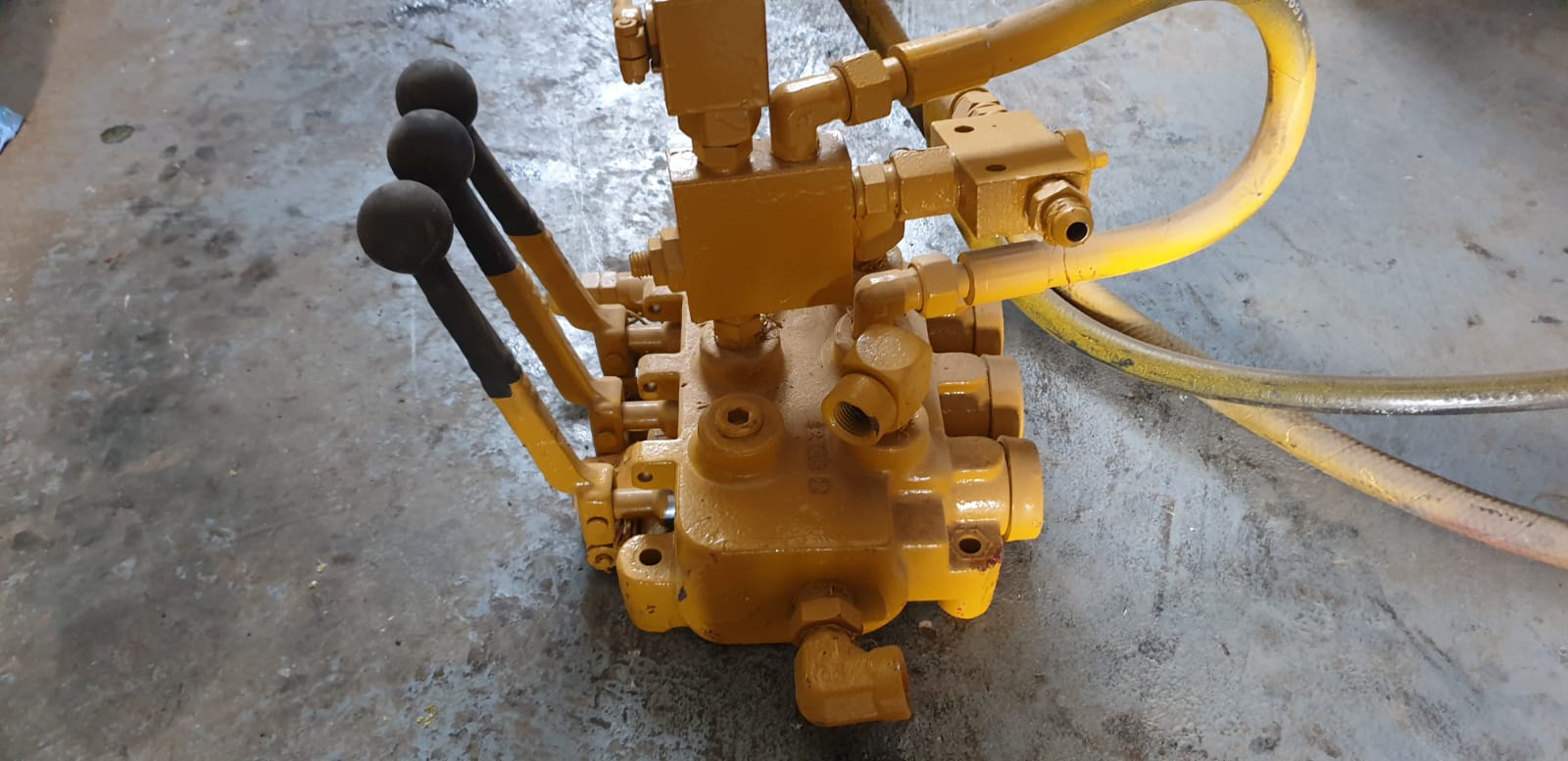 Hydraulic Directional Control Valve Bank Dirtworx