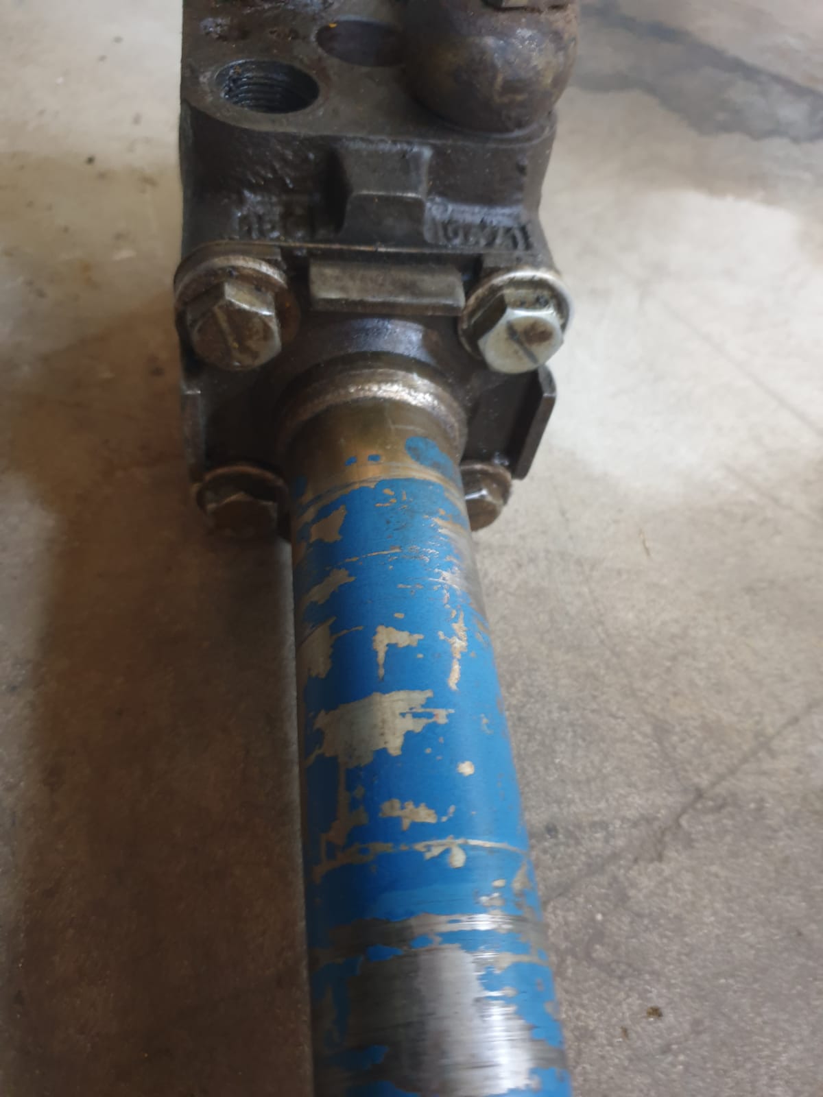 thumbnail interactive-video image 1 of Perfect Hydraulic Orbitrol Valve OSPB 100 ON – Direct Replacement For Danfoss 150N0041 1 of 5