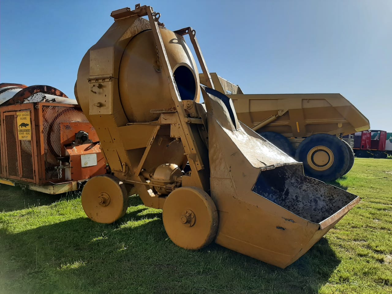 Winget 400R Self Loading Concrete Mixer Dirtworx