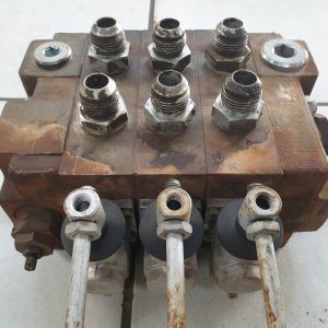 3 Lever Hydraulic Directional Control Valve Bank