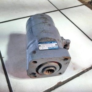 Eaton Char-Lynn Hydraulic Orbital Steering Control Valve 213-1005-001