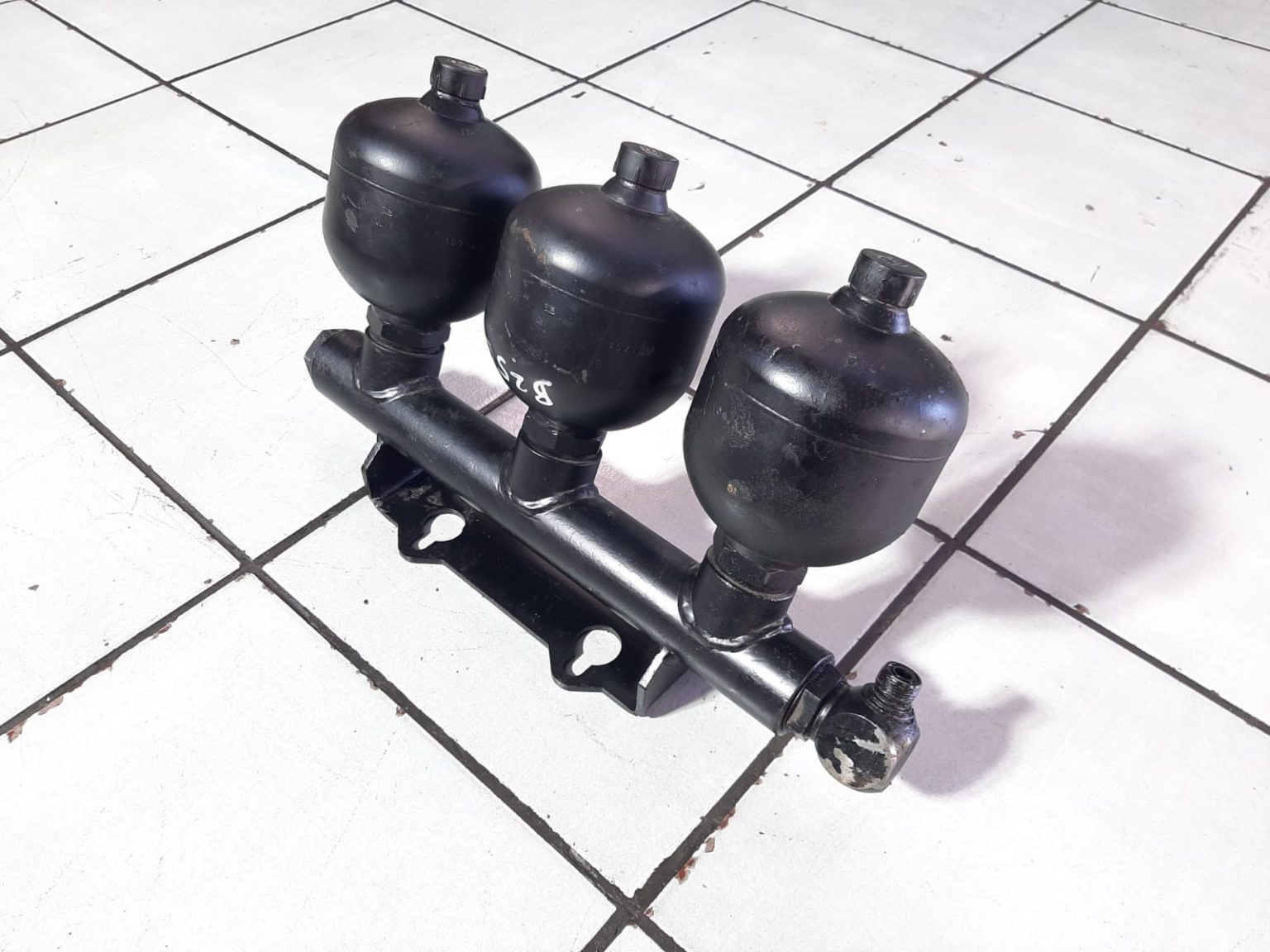 Hydac Hydraulic Accumulator System Hydraulic Shock Absorber Dirtworx