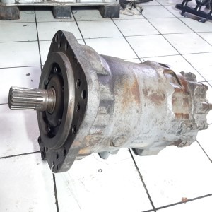 Kawasaki MB750 Hydraulic Drive Motor