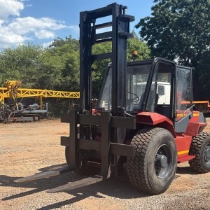 Manitou Rough Terrain Forklift 5 Ton