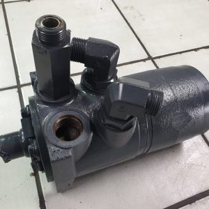 Eaton Char-Lynn Hydraulic Orbital Steering Control Valve 282-1003-002