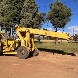 Ford MH9C Mobilift Carry Crane 9 Ton