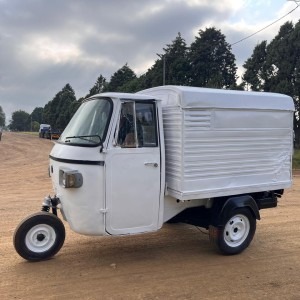 Piaggio Ape Xtra Tuk Tuk