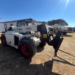 Bobcat T2250 Telehandler