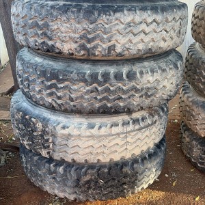 Dunlop Air Filled Tyre with Rim 12R22.5