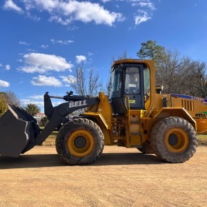 Bell L1706C Front End Loader