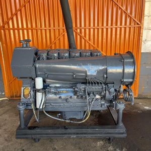 Deutz F6L912 Engine