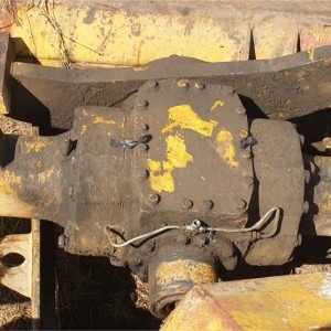 Komatsu WA100 Loader Rear Differential Axle