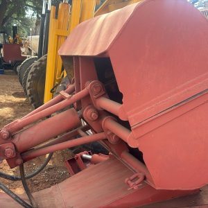 Clamshell Bucket Attachment For Crane