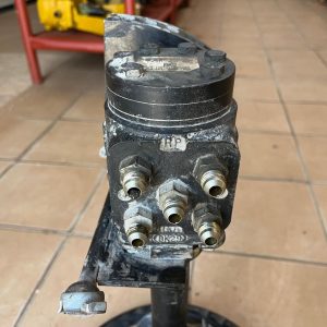 Eaton Char-Lynn Hydraulic Orbital Steering Control Valve 241-5031-002