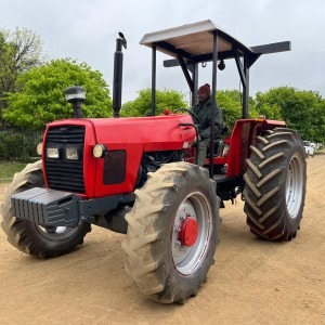 Massey Ferguson 440 Tractor