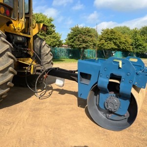 Smooth Drum Vibrating Roller