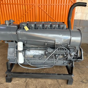 Deutz F6L912 Engine