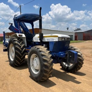 New Holland 6610 Tractor