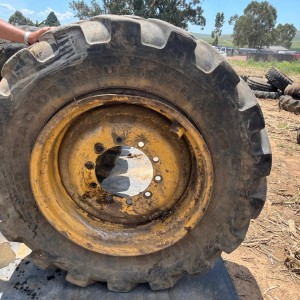 Tractor Industrial Tyre with Rim 16.9-30