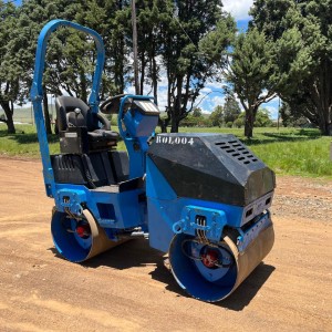 Turner Morris VT 090 Ride On Roller