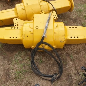 Bell L2606E Front Differential Axle