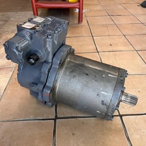 Kawasaki MCB250B0-10B-03-156 Travel Motor