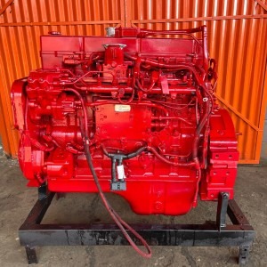Cummins QSL9 Engine