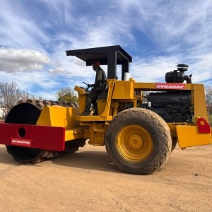 Dynapac CA25 Padfoot Roller