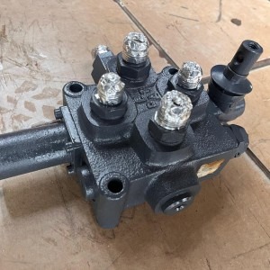 Monoblock Directional Control Valve Bank 1P80