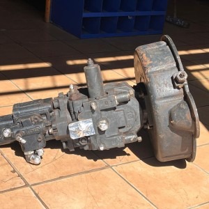 Sauer Danfoss 90R075 Variable Displacement Hydraulic Axial Piston Pump 90R075