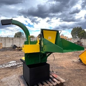 Runshine Wood Chipper WC8 PTO Shaft -Tractor Powered