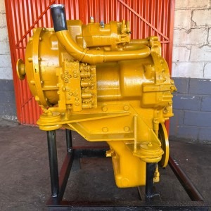 Spicer Clark-Hurth 15MHR36424-1 Transmission