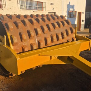 Vibrating Padfoot Roller