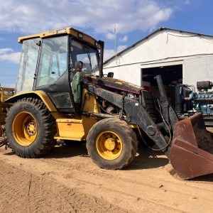 Caterpillar 424D TLB