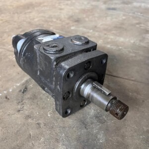 Char-Lynn Eaton Hydraulic Motor 130-1347-003