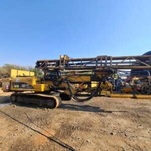 Caterpillar 320D Super Crawler Rock Drill