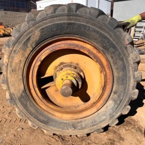 Industrial Tyre With Rim 14.00-24