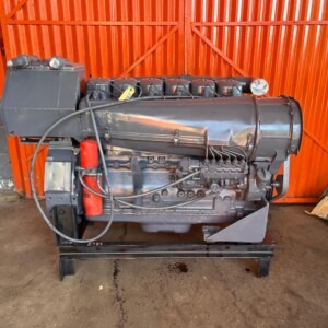 Deutz F6L912 Engine