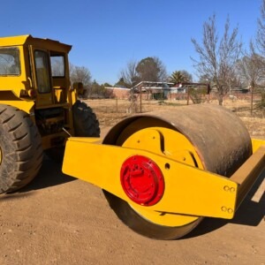 Smooth Drum Vibrating Roller