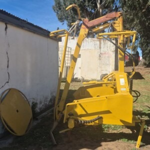 Orchards Draping Netting Applicator