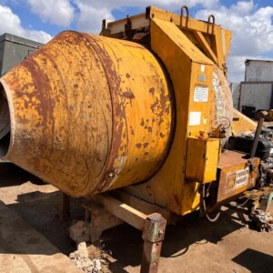 Turner Morris Self Loading Concrete Mixer