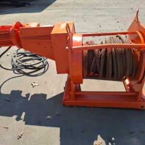 Dymot Electric Winch