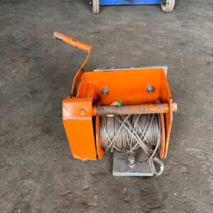 Dymot Hand Winch 400S